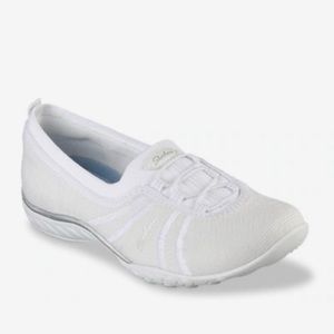 Sketchers Relaxed Fit Breathe Easy Slip-on Sneaker new with box size 8.